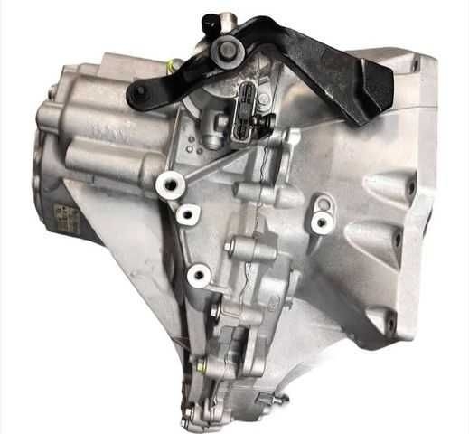 AV6R7002GF  (3).jpg